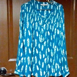 My Danielle Feather 🪶 Blue Long Sleeve Button up Shirt